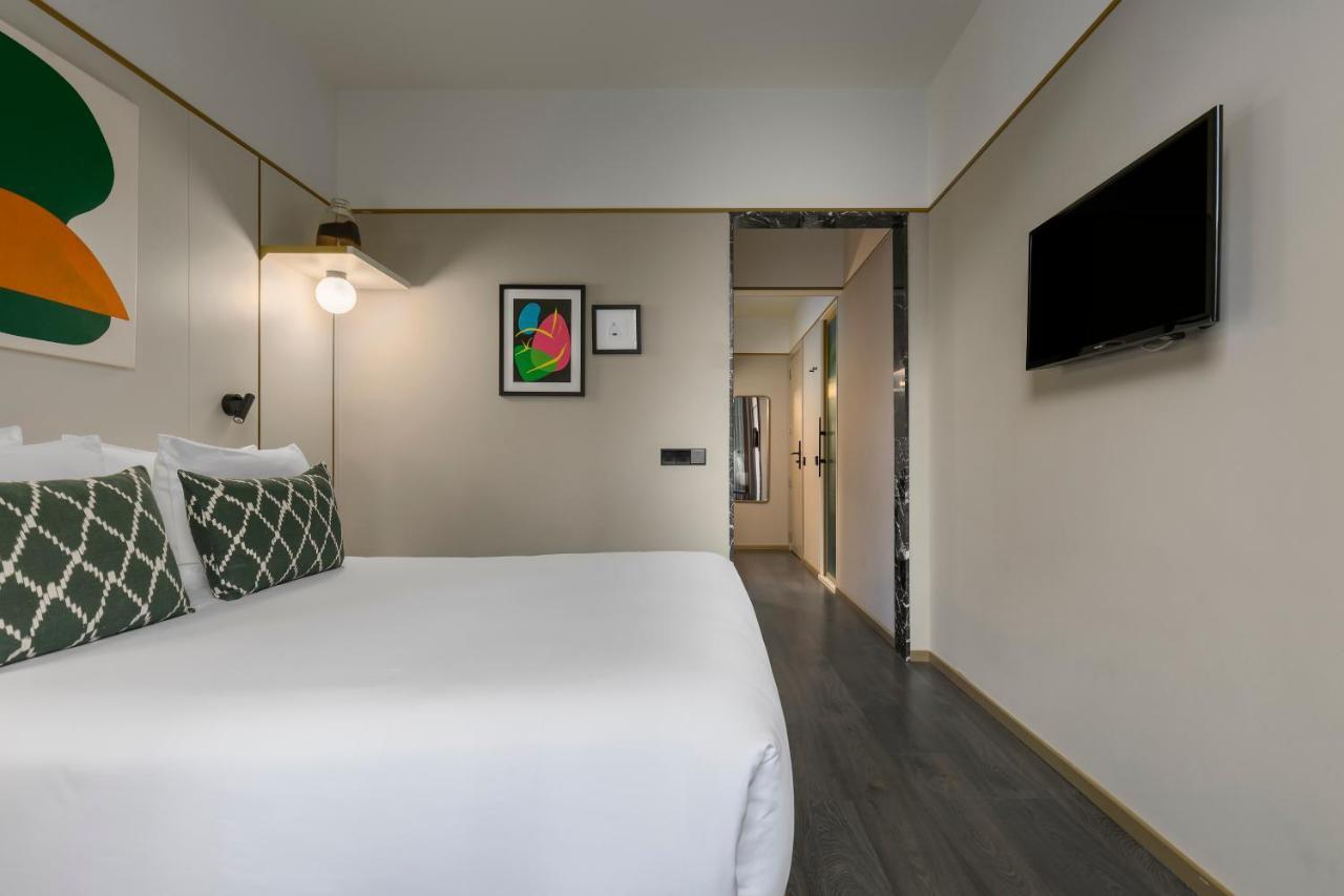 Two-Bedroom Apartment Terrace,968963356:JPEG